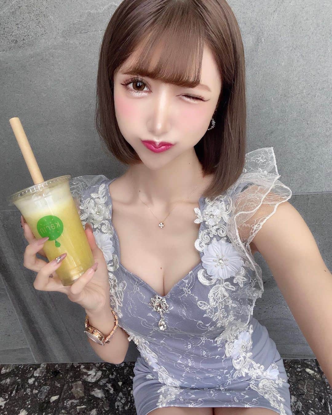 聖川あいなのインスタグラム：「#名古屋 #錦 #錦3 #昼キャバ #キャバクラ #キャバ嬢 #女子大 #ミナミ #北新地 #六本木 #歌舞伎町 #歌舞伎 #ホスト #ナイツネット #ポケパラ #写真加工」