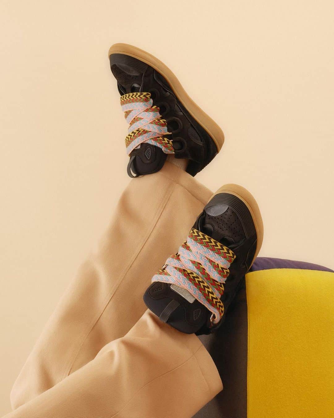 ランバンのインスタグラム：「#LanvinFW20 latest arrivals for men. Available online and in stores.」