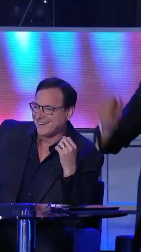 ボブ・サゲットのインスタグラム：「repost @seeyourvoicefox ・・・ @BobSaget and @FinesseMitchell are bringing the laughs and doing some detective work TONIGHT on an all-new #ICanSeeYourVoice after #TheMaskedSinger!」