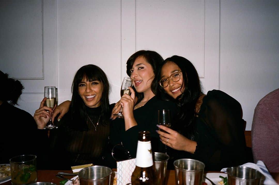 Janice Griffithのインスタグラム：「pretending the world isn’t in shambles with pics @iszweliokay took」