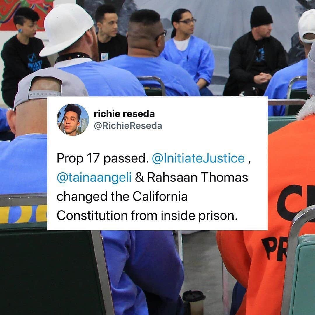 Kelly McCrearyのインスタグラム：「Major, significant victories for humanity at large, and people of color in particular, were won by grassroots organizers, strategizers— movement folks. A deep, humble bow of gratitude for the tireless work and leadership of these orgs. Donate, join, support in anyway you can. This is the path to liberation. — Posted @withregram • @bldpwr Repost• @richiereseda   Our movement showed tf out last night y’all.  +  Prop 17 passed. A measure @initiatejustice ‘s army of currently & incarcerated ppl and ppl with incarcerated loved ones has been working on since 2017. Thank you to the whole Free The Vote Coalition / @yesonprop17 . 50k Californians On parole can now vote.   +  Jackie Lacey’s killer cop loving ass is GONE thank you @blmlosangeles and @WP4BL for being out there every Wed. fighting for families impacted by cop violence for YEARS!  +   Prop 20, aka Prop-set-prisons-back-20-years got SMOKED. Thank you @cal4justice and everyone who worked to make sure that nightmare didn’t happen.  +   Prop 25, the fake bail reform measure that would’ve locked up more innocent people got crushed. Thank you @noonprop25 , @justicelanow .  +  Measure J, to invest money into alternatives to incarceration passed in LA county! Again, thank you @JusticeLANow / @reimagine_la   +  Every org and person who phone banked, talked to your families, fundraised, canvased...not enough space to thank all yall. WE WON.」