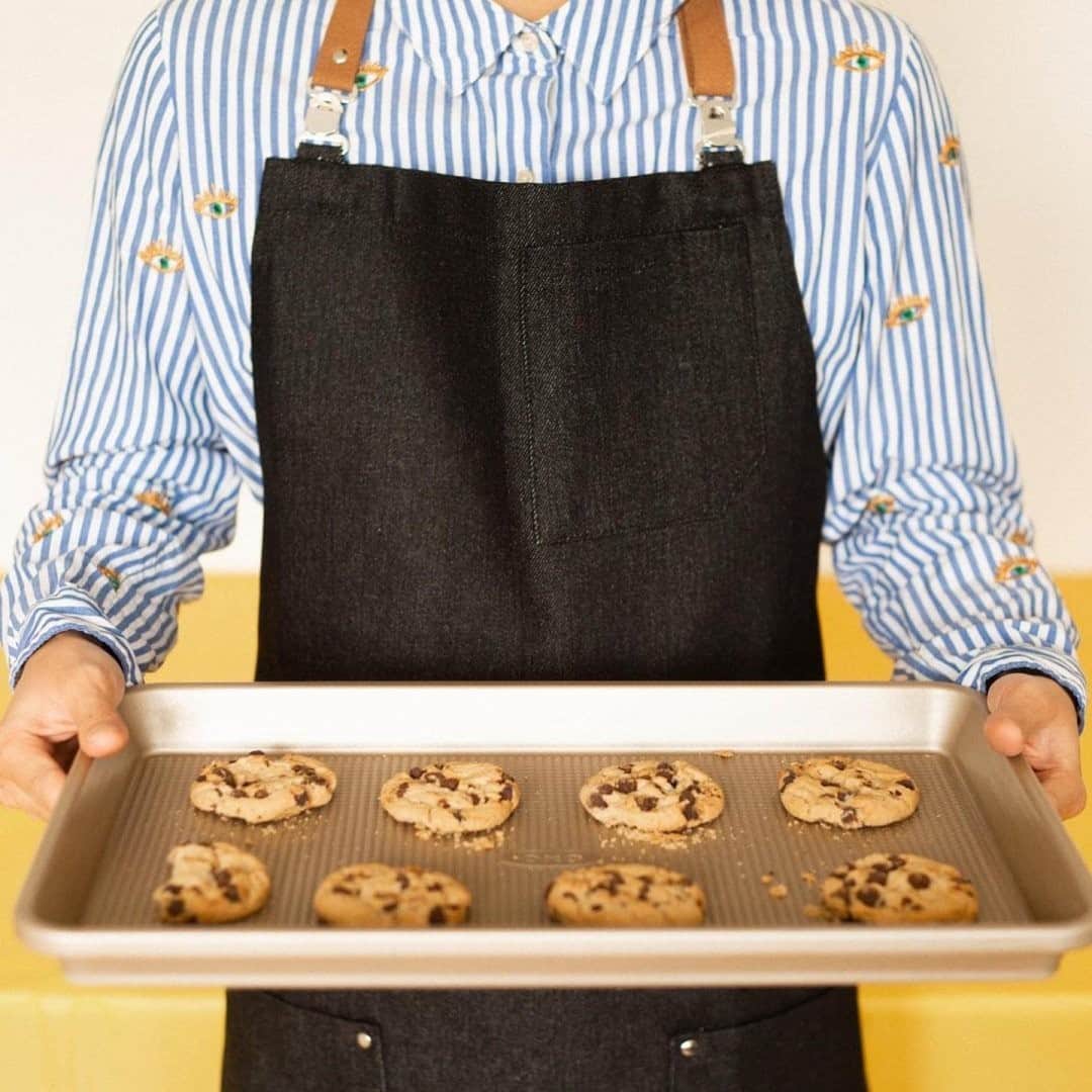 OXOさんのインスタグラム写真 - (OXOInstagram)「Gearing up for all the holiday desserts with some classic chocolate chip cookies.   📸: @boutiquereunion」11月5日 5時55分 - oxo