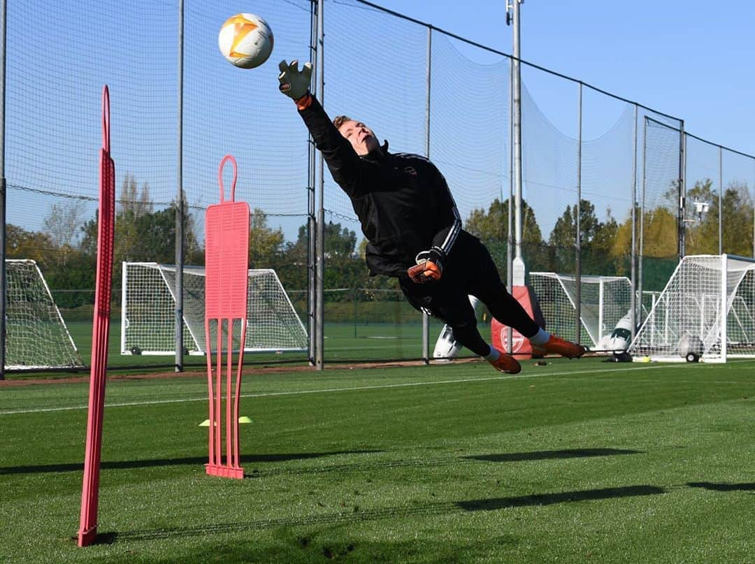 ベルント・レノのインスタグラム：「Preparation for tomorrow’s @europaleague game 🏆⚽️」