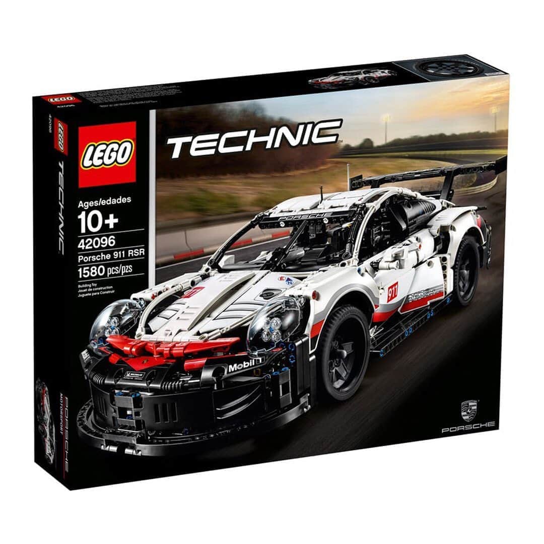HYPEBEASTさんのインスタグラム写真 - (HYPEBEASTInstagram)「#hypeAF: @lego Technic has reimagined the @porsche Design 911 RSR. Consisting of 1,580 pieces, this extremely detailed set has captured the vehicle’s powerful appearance modeling the same sharp contours and aerodynamic mold of the actual supercar, coupled with a flurry of details to mirror its engine. LEGO's Porsche Design 911 RSR is currently available on LEGO’s website for $150 USD.⁠⠀ Photo: LEGO」11月5日 6時21分 - hypebeast