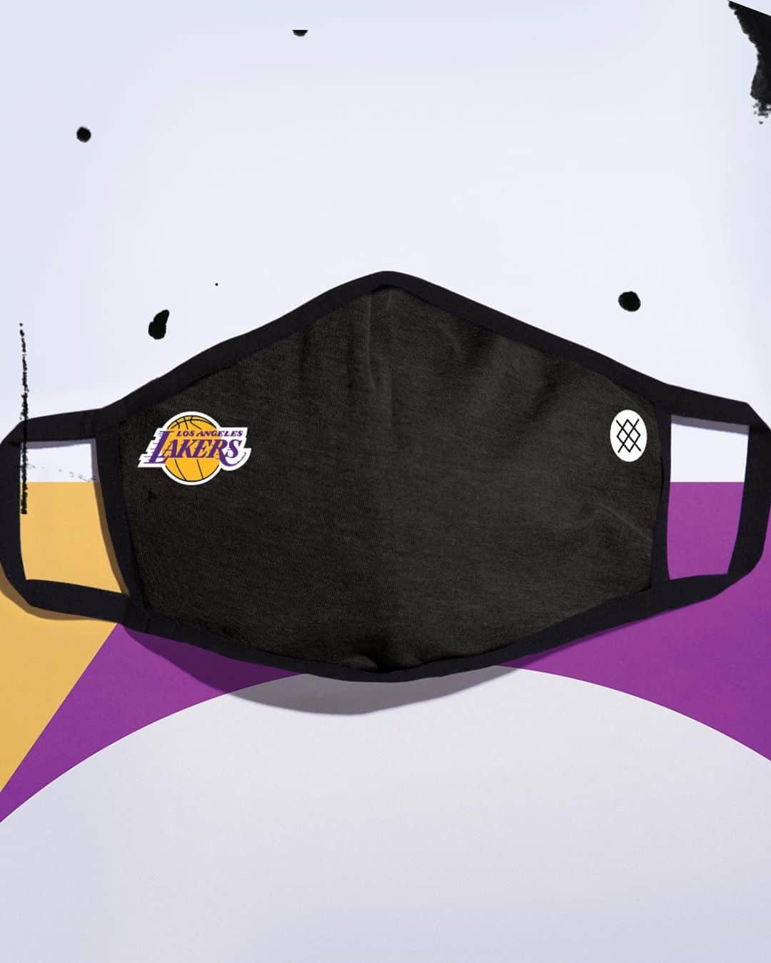 のインスタグラム：「🏀Full-Court Coverage 😷  Comfort shouldn't sit on the sidelines when it comes to masks. Post up in the post-season with our first ever NBA x Stance top teams collection. Each mask is adjustable, reversible and constructed with Butter Blend™ to keep you covered, comfortably...Link in bio.」