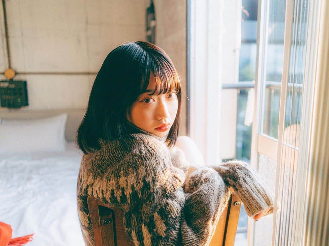 YAkU のインスタグラム：「冬陽」