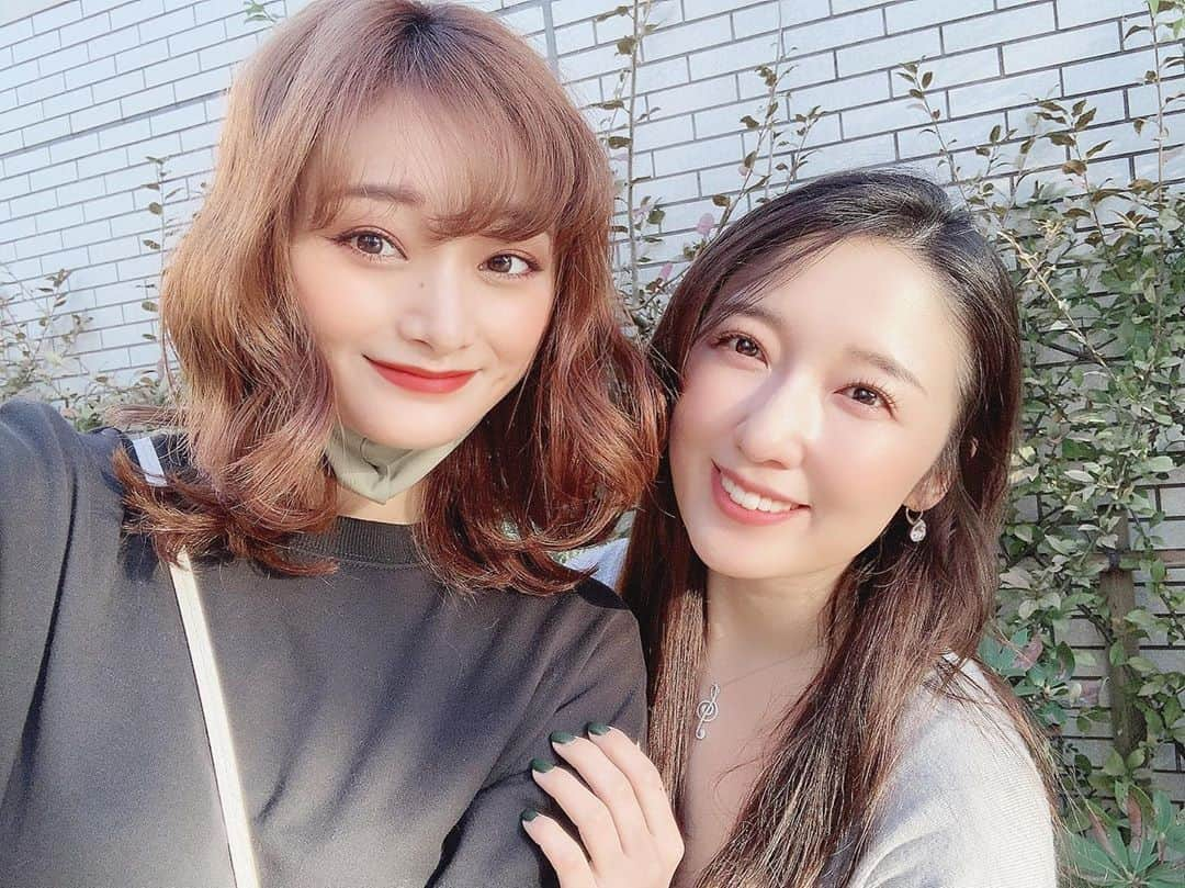 七瀬りりこさんのインスタグラム写真 - (七瀬りりこInstagram)「彼氏と久々再会❤️  彼氏＝みれたん笑笑😂  ポーよろしく‼️  @miretan29  #久々の再会 #みれたん #宝塚 #95期 #93期 #仲良し #ポーの一族 #よろしくね #ミュージカル #宝塚歌劇団」11月5日 16時14分 - ririkonanase