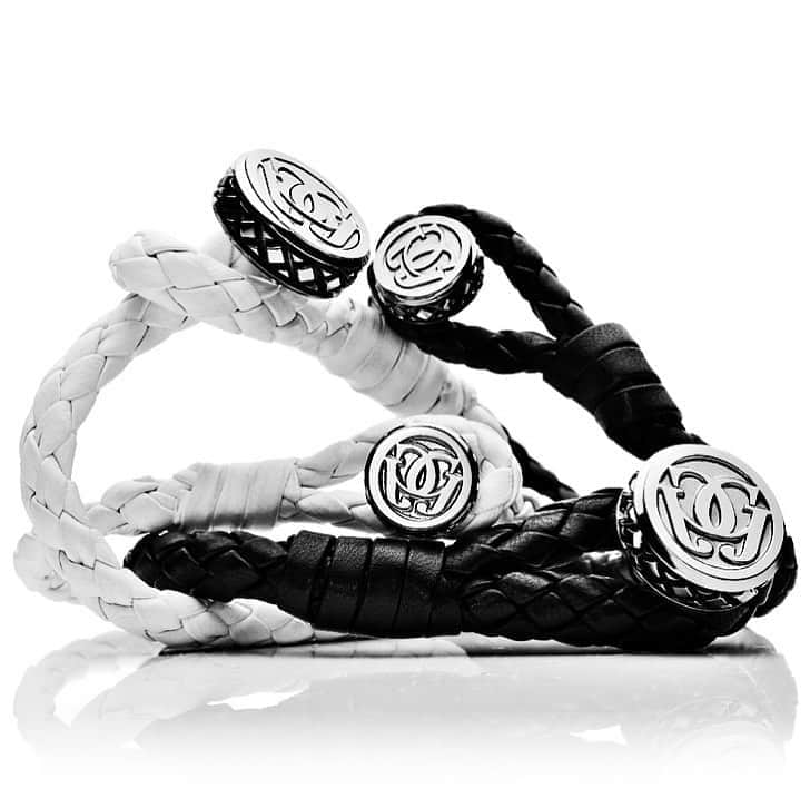 のインスタグラム：「AEGIS®︎COREJEWELS #corejewels #corejewelsalect #bracelet #diamond  #blackdiamond #art #jewelry #corejewelsharajuku」