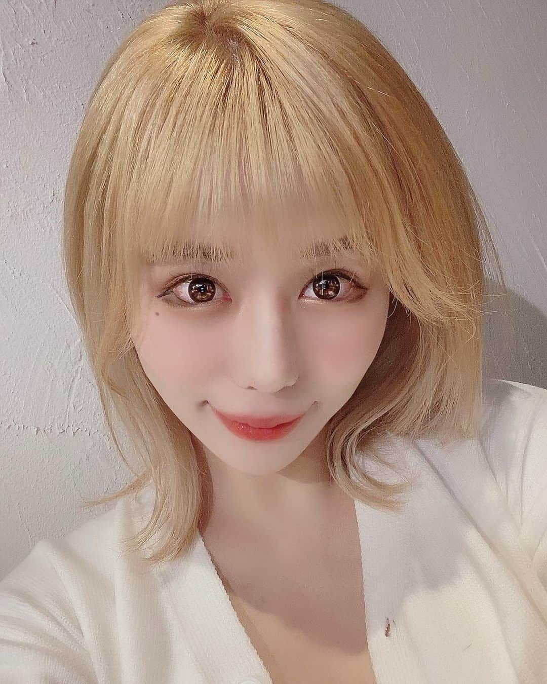 森カノンさんのインスタグラム写真 - (森カノンInstagram)「👩🏼👩🏼👩🏼 @heartim__official  パツキンのちゃん姉はどうですか？」11月5日 9時36分 - mkanon211