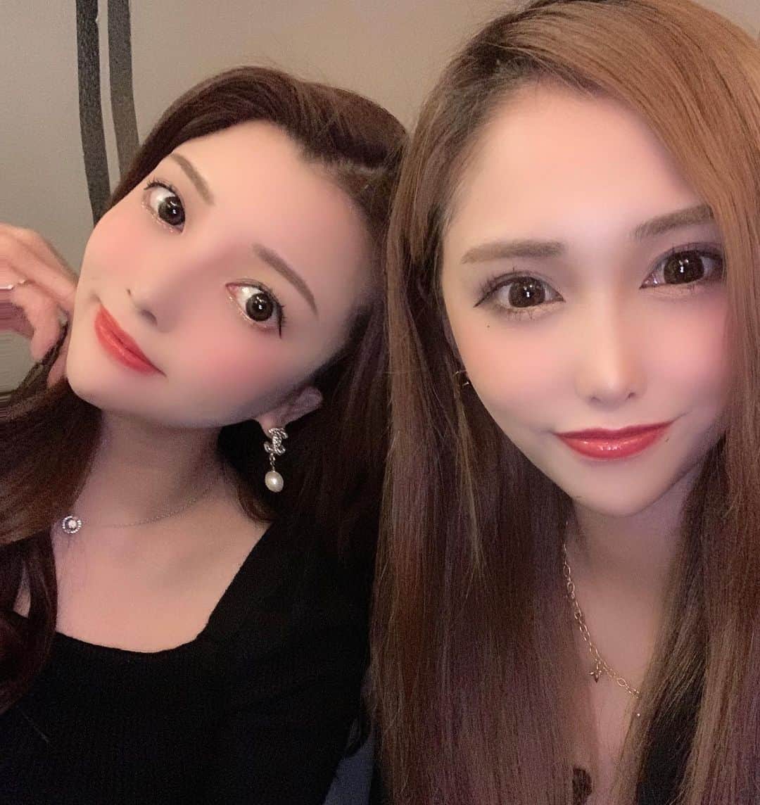 のインスタグラム：「無言が楽な人が好き  #静岡#歌舞伎町#名古屋#新宿 #北新地#ミナミ#両替町 #club jerry#make#beauty #fashion#selfie#style#推し #ヘアメ#ドレス#過去pic #outdoor#ライブ配信#筋トレ #ヨガ#旅行」