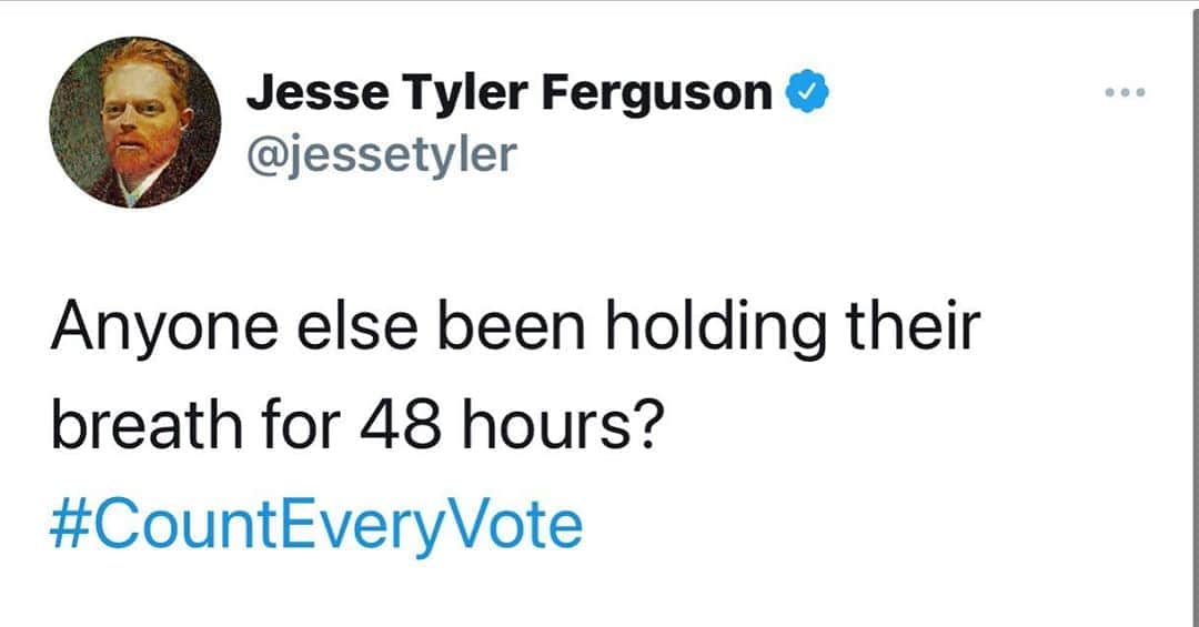ジェシー・タイラー・ファーガソンのインスタグラム：「48 hours + 4 years.  #CountEveryVote」