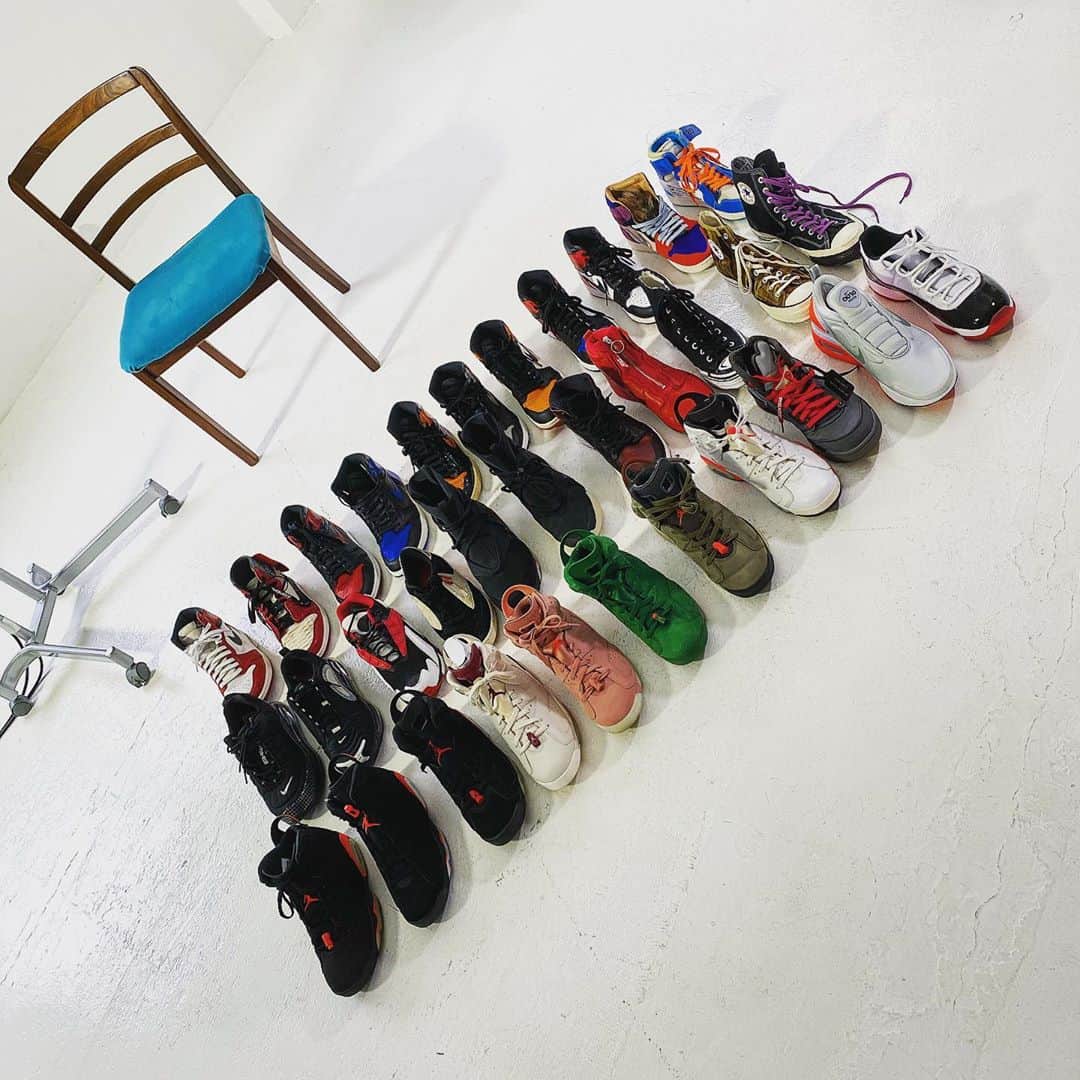 野替愁平のインスタグラム：「Thanks🙌 @gqjapan  好きなことが仕事になる瞬間が楽しくて嬉しい✨  #GQjapan #SneakerHolics」