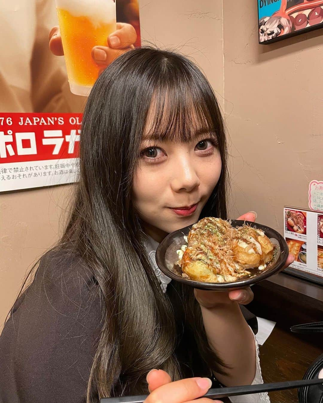 西村季里子さんのインスタグラム写真 - (西村季里子Instagram)「・  ね、ね、念願の…🥺  かぼちゃのかき氷食べれた🎃♥️  かぼちゃスイーツが食べたくて食べたくて ここ最近ずっと調べてたんだけど、 ハロウィンと共に終わるところが多くて 今年も食べれなかった…  ってなってたら！ 笹塚にある「みなと屋」は 年中かぼちゃのかき氷があるんだって😭♥️  美味しすぎて美味しすぎて…  たこ焼きもふわふわで美味しかった💕  これからここに通う🐥  #かき氷#かき氷巡り#かき氷好きな人と繋がりたい  #かきごおりすと#カボチャ#かぼちゃ #かぼちゃかき氷#笹塚#みなと屋  #たこ焼き#美味#ふわふわ#🎃 #follow#followｍe」11月5日 12時06分 - kiriko_nishimura