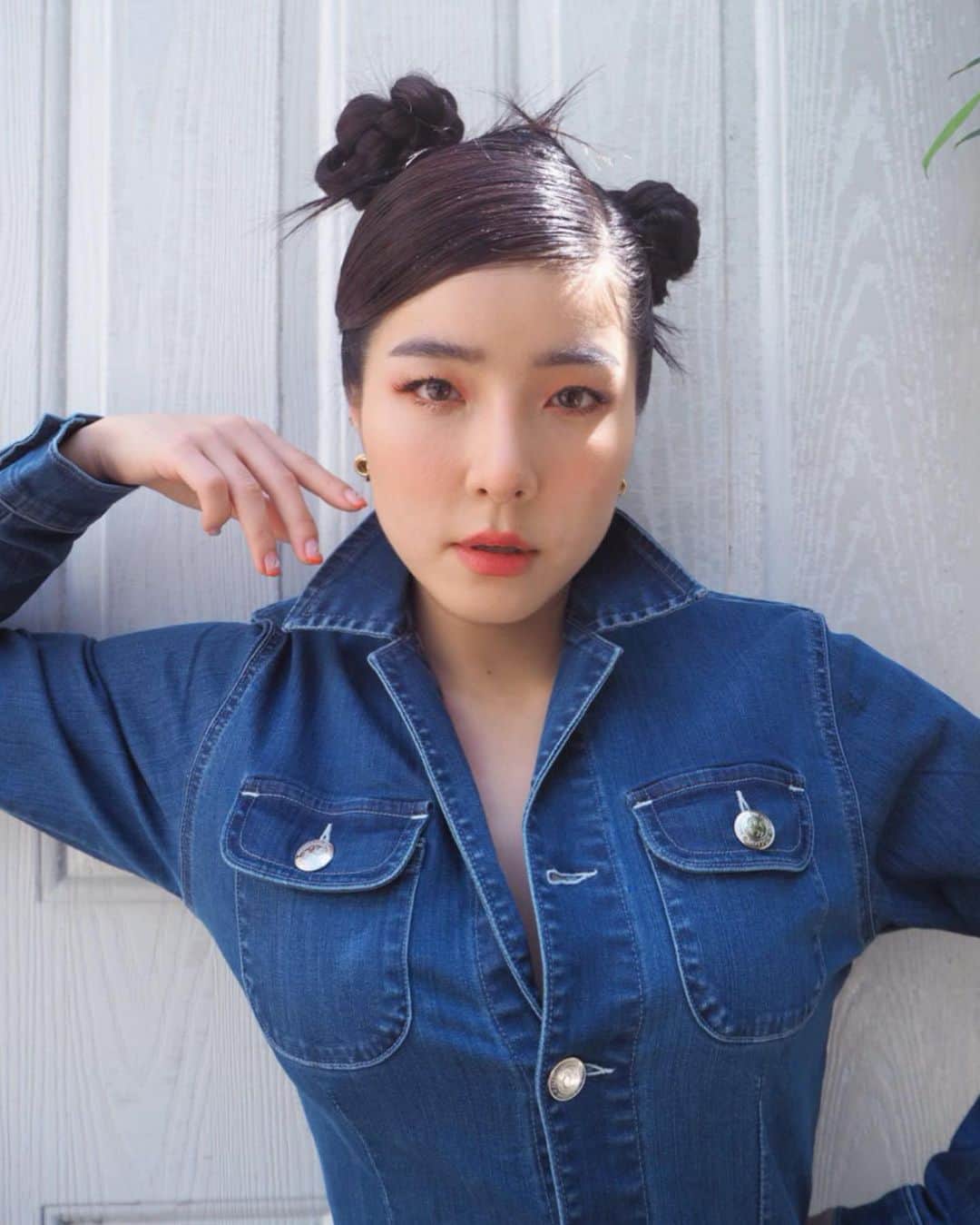 GYEON SEOのインスタグラム：「_* P U C C A ♥️ . . @paintphetploy  @khantarot_ball  @mottomdenimstylee」