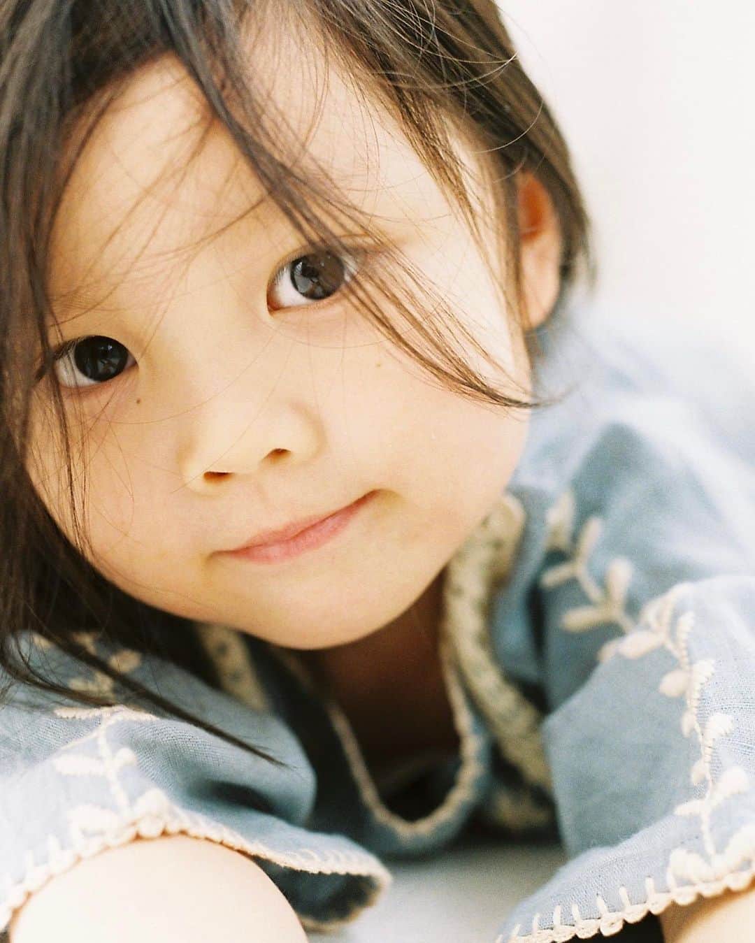 Aya（高本彩）さんのインスタグラム写真 - (Aya（高本彩）Instagram)「ラプンツェルみたいに撮ってーーーと言ってきたかわいこちゃん❤︎  @uni_uta ちゃんと遊びながら撮影しました❤︎  #3歳#うたちゃん#お姫様になりたい#可愛く撮れたね#photobyaya」11月5日 14時02分 - aya_dream04