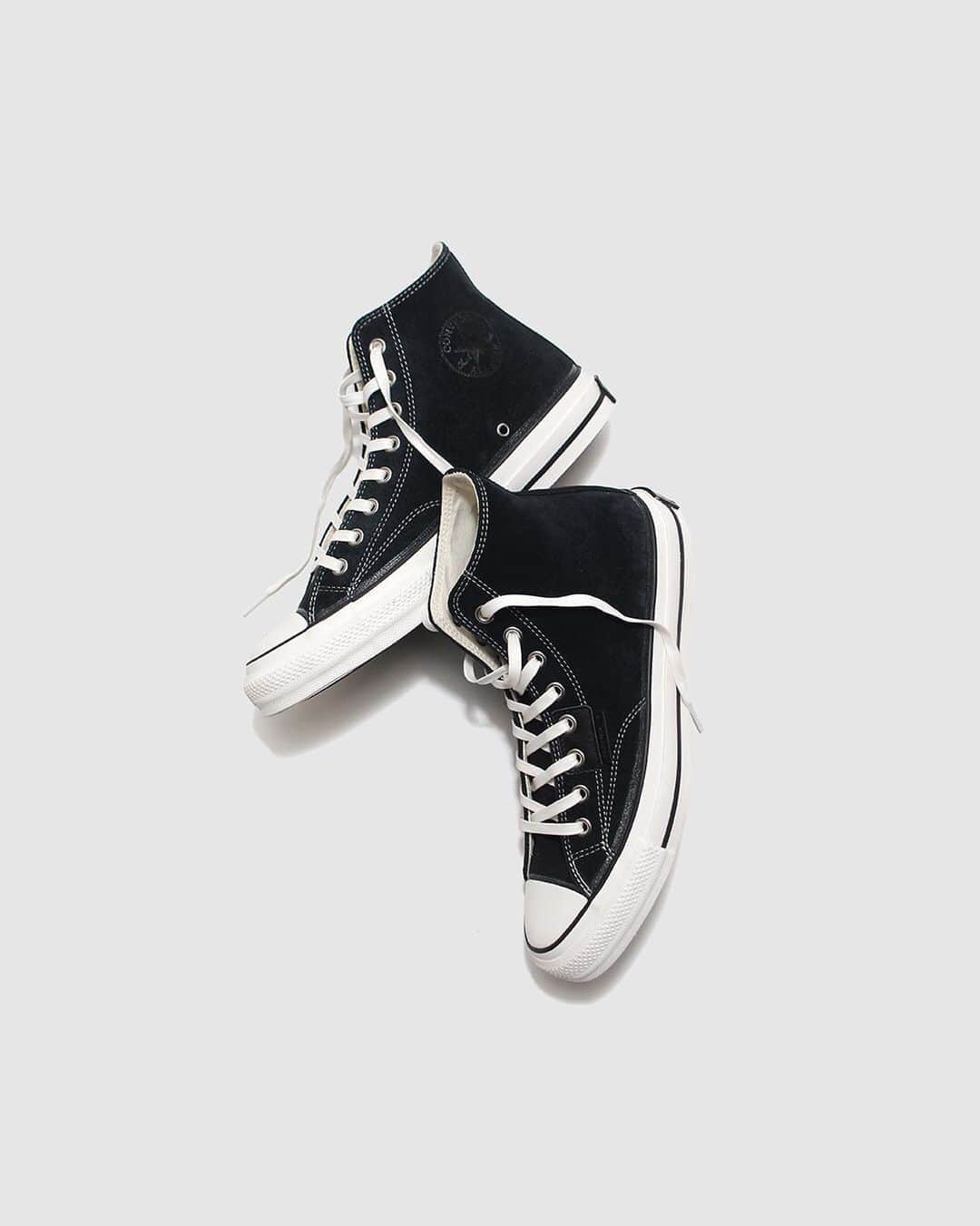 A+Sのインスタグラム：「2020 .11 .10 (tue) in store  ■N.HOOLYWOOD × CONVERSE ADDICT CHUCK TAYLOR NH HI COLOR : BLACK SIZE : 23.0cm - 28.0cm ,29.0cm ,30.0cm PRICE : ¥25,000 (+TAX)  1960年代のシャープなシルエットが魅力の"CHUCK TAYLOR HI(チャックテイラー ハイ)"がベース。アッパーはブラックのスウェードを使い、モノトーンのカラーリングで構築。アイレットの一部には、レザーパッチとピスタグを配置。  Based on "CHUCK TAYLOR HI", which has a sharp silhouette from the 1960s. The upper is constructed with black suede and monotone coloring. A leather patch and a piss tag are placed on a part of the eyelet.  #a_and_s #misterhollywood #nhoolywood #converseaddict」