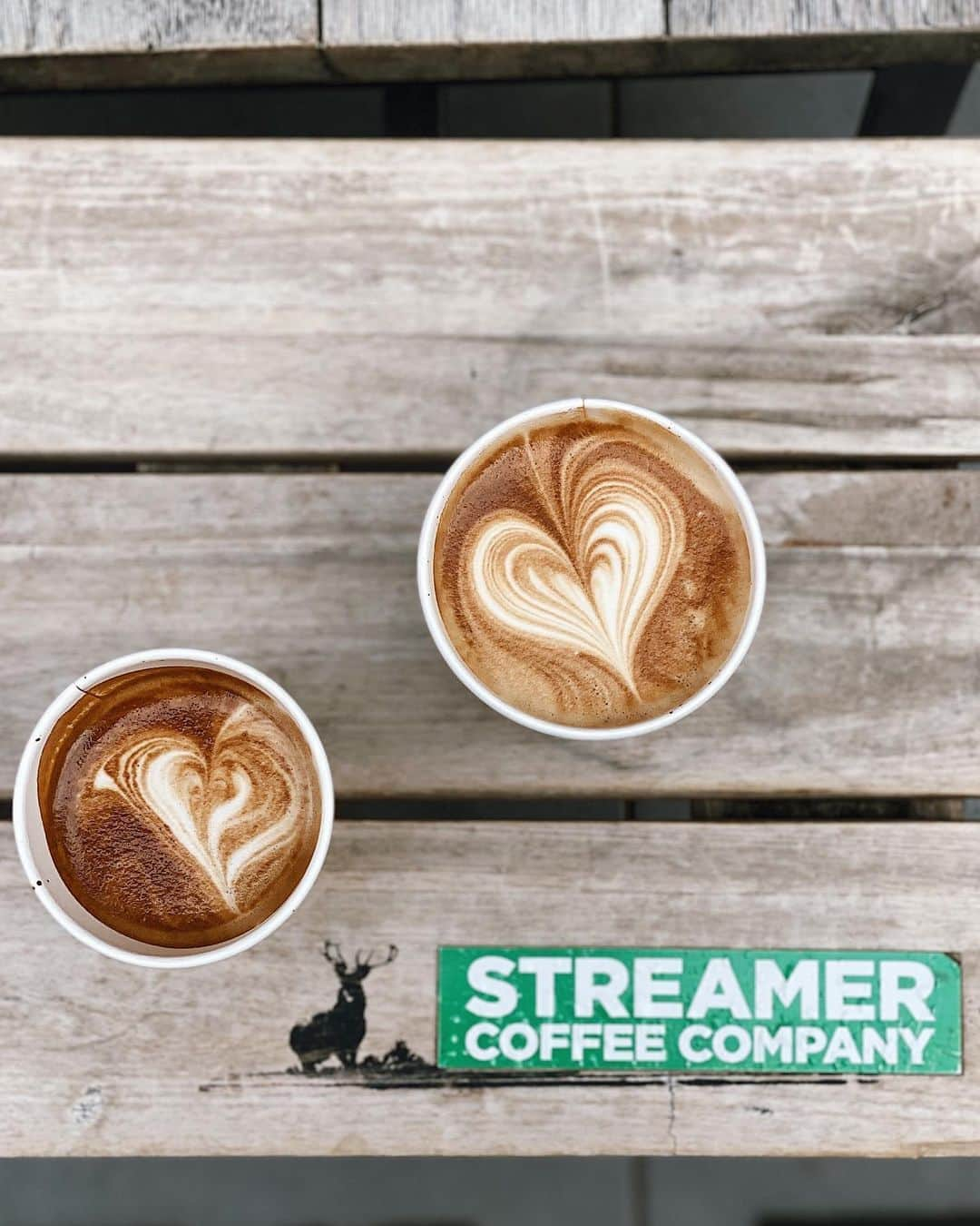 C A F E L O V E Rさんのインスタグラム写真 - (C A F E L O V E RInstagram)「STREAMER COFFEE COMPANY // 渋谷 世界で認められた美しいラテアートが味わえる コーヒー専門店☕️ 落ち着いた雰囲気で 1人でも入りやすいカフェ💻  @streamercoffeecompany #STREAMERCOFFEECOMPANY #ストリーマーコーヒーカンパニー  ※営業状況やメニューなど詳細は、 各アカウントでご確認ください それぞれができる形で大好きなカフェを応援しよう！ #コロナフードアクション」11月5日 15時06分 - _cafelover_