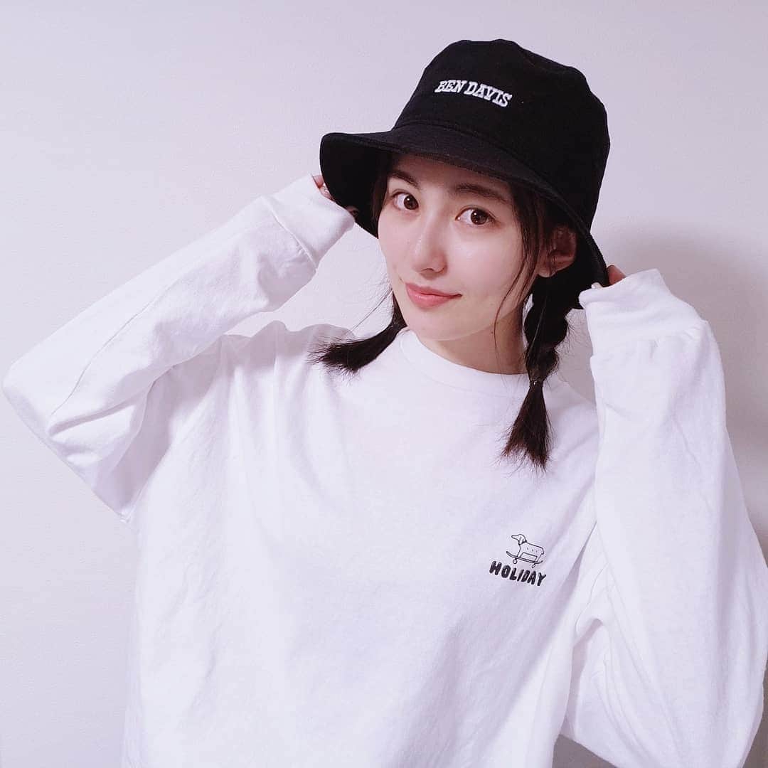 高山侑子さんのインスタグラム写真 - (高山侑子Instagram)「. コーデュロイ生地のバケットハット👒 秋冬でも使えていいね😙  #bendavis #バケットハット #コーデュロイ」11月5日 15時24分 - takayamayuko_stardust