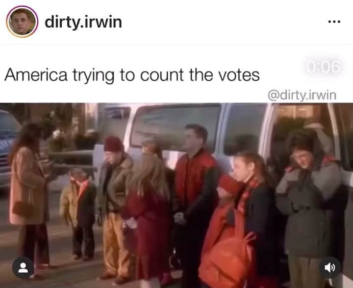 サミーア・アームストロングのインスタグラム：「🤣🤣 @dirty.irwin」