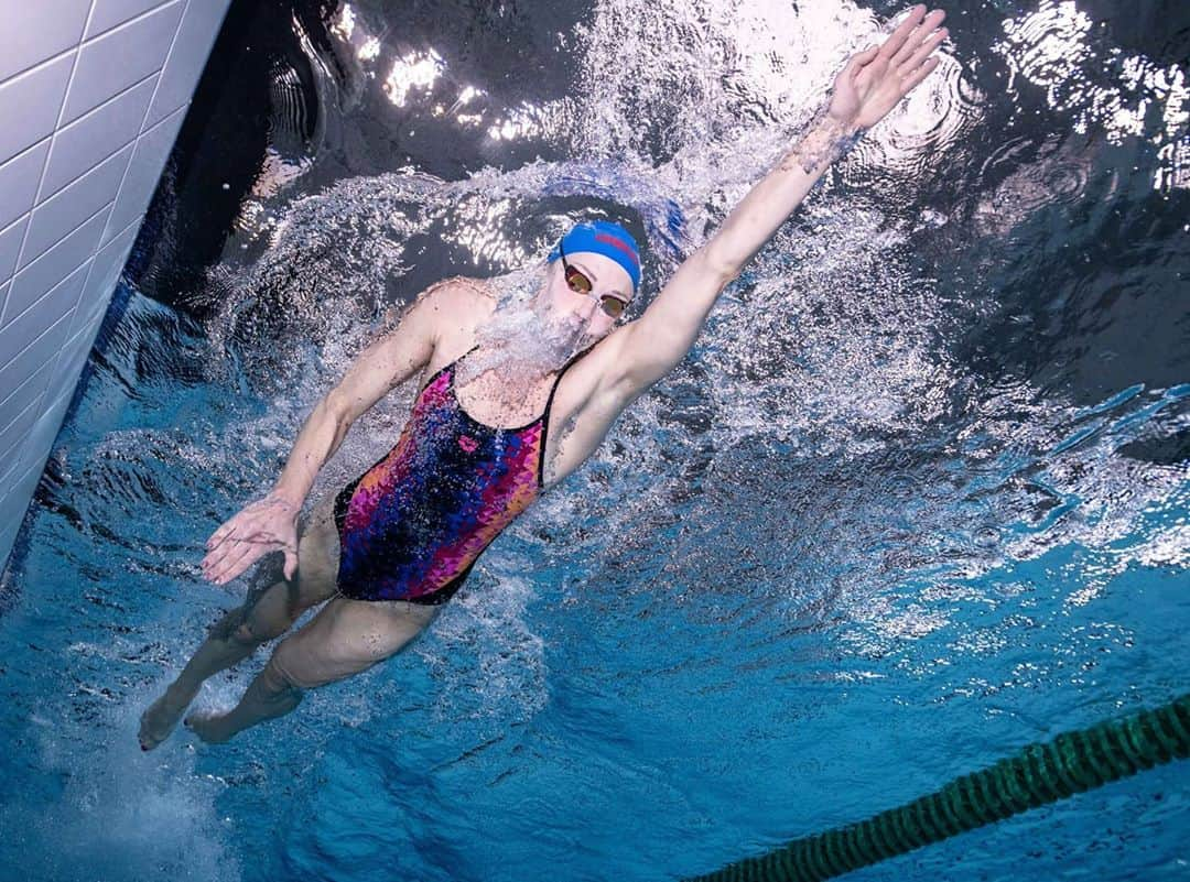 サラ・ショーストレムさんのインスタグラム写真 - (サラ・ショーストレムInstagram)「Loved being back racing today! Thanks for all the support guys 🙏🏼❤ 📷@mike2swim」11月6日 1時51分 - sarahsjostrom