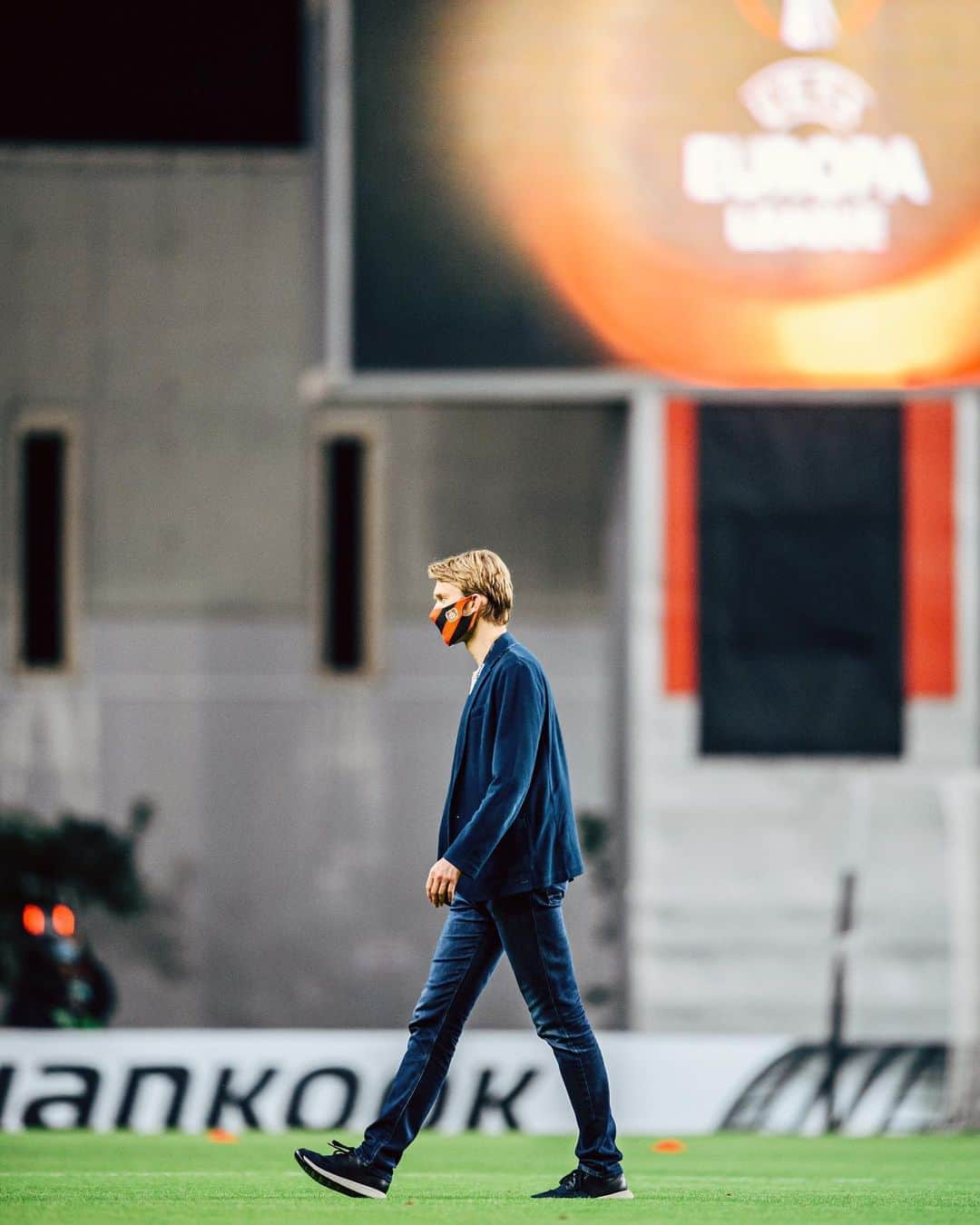 バイエル・レバークーゼンさんのインスタグラム写真 - (バイエル・レバークーゼンInstagram)「Your tipps for today 👇👇 #HBSB04 #UEL」11月6日 2時21分 - bayer04fussball