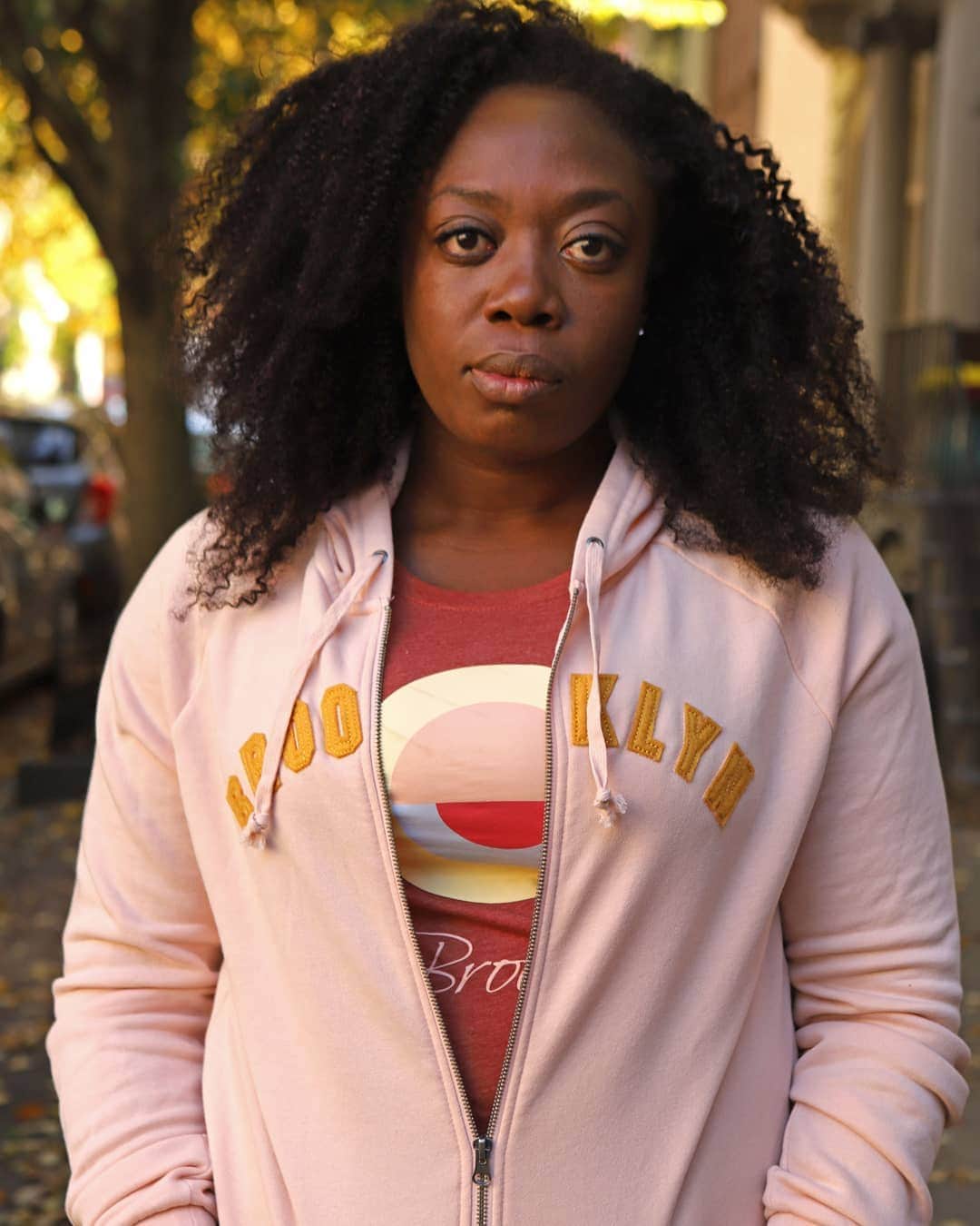 ブルックリンインダストリーズのインスタグラム：「Abena in the Ditmas Zip Up and the Sun Target Graphic T-shirt.  Today is the LAST DAY to save with code DAYLIGHTSAVINGS  at checkout   #brooklynindustries #liveworkcreate #womensgraphictees」
