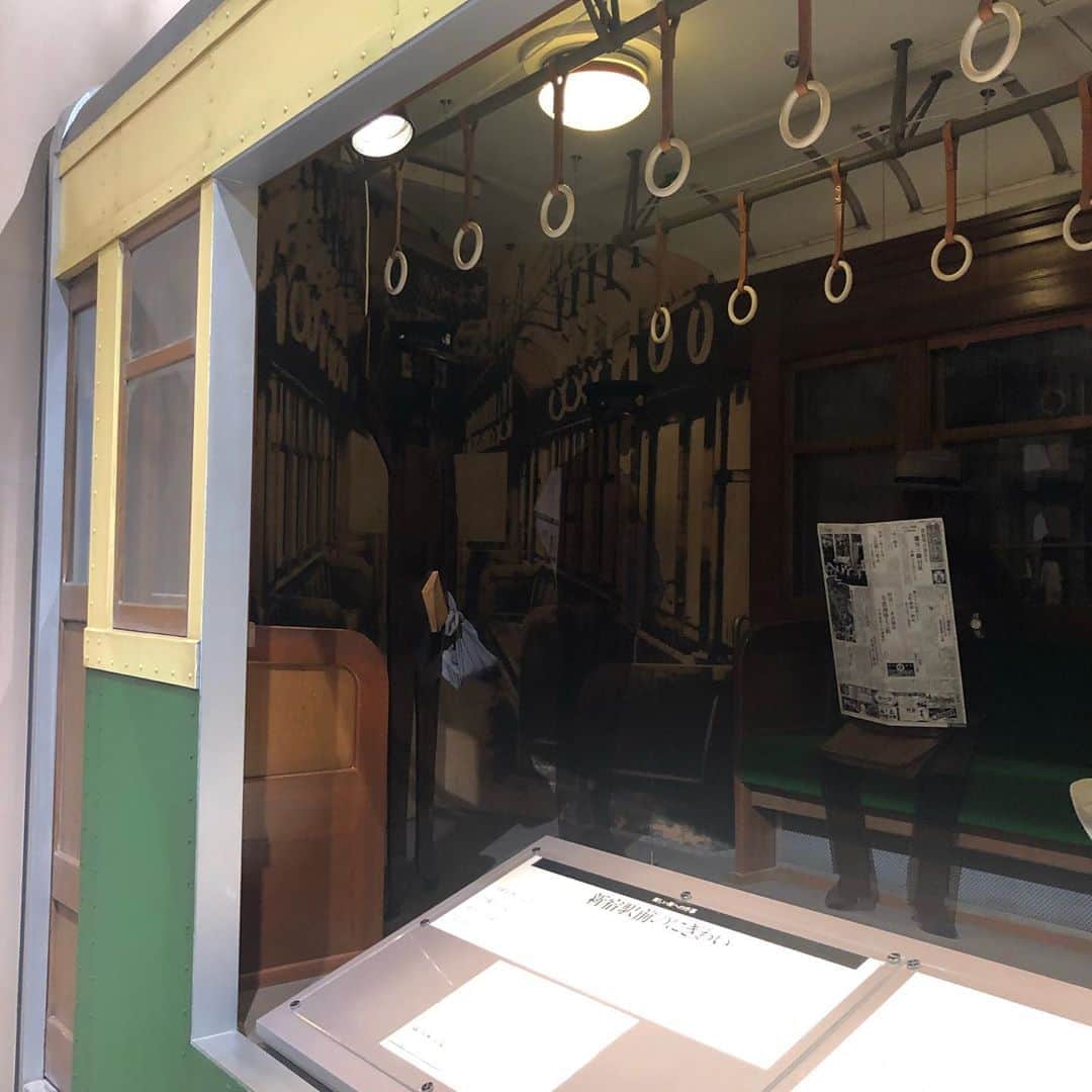 ヨネスケさんのインスタグラム写真 - (ヨネスケInstagram)「新宿歴史博物館、昔の都電が置いてある。乗った事あるだけに懐かしかった。#都電#今も早稲田ー箕輪間走ってる#新宿歴史博物館」11月6日 2時26分 - yonesuke5656
