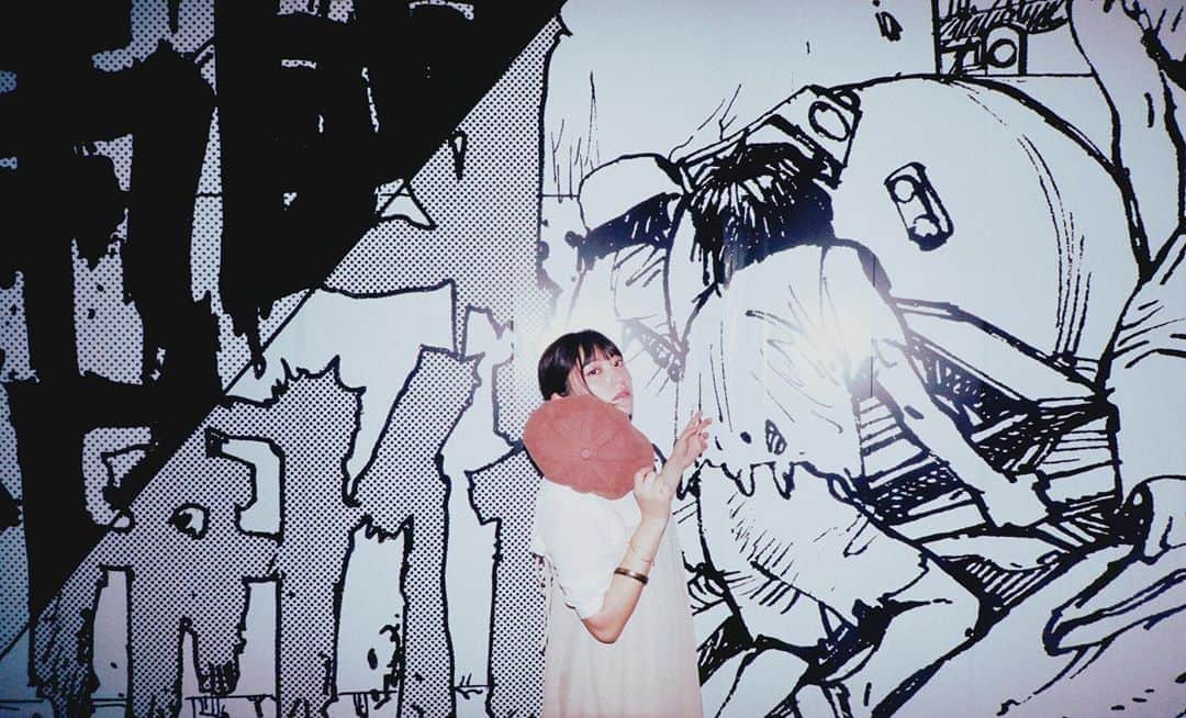 旭桃果のインスタグラム：「Photo by 佐々木勝己監督  2019.5  model:﻿ @m0m0ka_asahi ﻿ ﻿ #akira  #wallart   #日常を紡いでく ﻿ #あの日の心を映して ﻿ #vague_memories ﻿ #스냅 ﻿ #月刊8月のクリスマス ﻿ #indy_photolife ﻿ #season_girls_collection ﻿ #somewheremagazine ﻿ #rox_captures ﻿ #todays_blue_collection ﻿ #portraitofjapan ﻿ #スクリーンに恋して﻿ #その瞬間に物語を ﻿ #写真投稿日記 ﻿ #ノスタルジーな瞬間を ﻿ #HUEART_life ﻿ #good_portraits_world ﻿ #jp_mood ﻿ #tokyocameraclub ﻿ #as_archive ﻿ #the_diary_of_pale_memory ﻿ #classicmagazine ﻿ #screen_archive ﻿ #jp_portrait部﻿ #arlettemagazine ﻿ #私の写真もっと広まれ﻿ #indies_gram ﻿ #人像攝影」