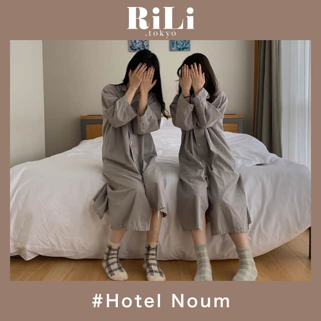 RiLiさんのインスタグラム写真 - (RiLiInstagram)「シンプルでくつろげるおしゃれホテル♡【Hotel Noum】🏨⁣ ......⁣ 大阪旅行に来たら泊まりたい💭シンプルな落ちついたデザインで人気のHotel Noum(ホテル ノウム)】🏨🌿⁣ 温かみのあるインテリアで統一されていて、中にはプロジェクター付きのお部屋もあるんだって❕寝る前にのんびり映画鑑賞もできちゃうね🌃✨一日の始まりを充実させてくれるモーニングも人気の理由の一つなんだとか🙈🥐⁣ 1階のカフェは宿泊者に限らず利用できちゃうよ☕️都市にいながらまるで野原に横たわっているかのような心地よさを感じられるホテルに泊まってみてはいかが？💐⁣ ❣❣❣❣❣⁣ サイトやSNSで掲載させていただくお写真募集中😘📸⁣ かわいいコーデやアイテム、注目スポットなどが撮れたら、ハッシュタグ→#rili_tokyo  を付けて投稿❗⁣ ．⁣ Special Thanks💋 Photo by⁣ @m9612tzg⁣ @aakkrr___⁣ @_n_nm__⁣ @momochaso0606⁣ @8________asmyl⁣ @aco.s__⁣ @_miki_1020⁣ @pukumana54⁣ @___musashi.___⁣ ．⁣ #HotelNoum#ホテルノウム#大阪ホテル#大阪カフェ#大阪モーニング#RiLiっぽホテル#RiLiっぽカフェ #rili_tokyo #おしゃれさんと繋がりたい #お洒落さんと繋がりたい #ファッション #패션스타그램 #ootd #outfit」11月5日 18時01分 - rili.tokyo