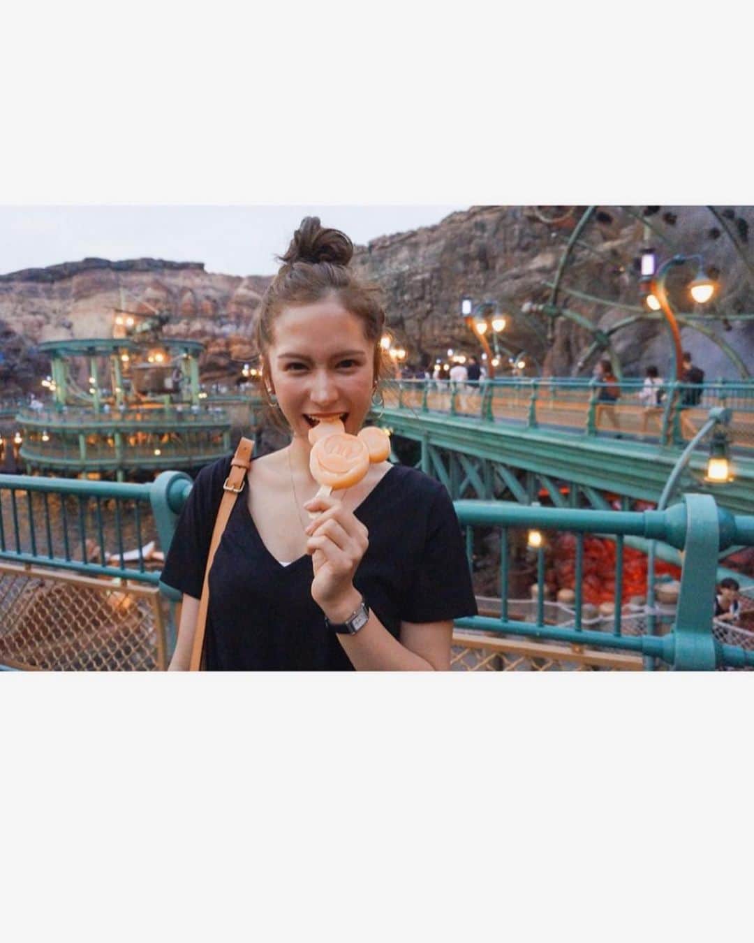 fukishaljのインスタグラム：「🍦🍩🥞🥨🍊 過去の食べるシリーズたくさんあった😋 4まいめはアプリで撮ってるからすごい🤣  いまある事をトライ中で新しい事を体験したり知識が増えると今まで気づかなかった事に気づけたりとてもいい時間を過ごしてます☀️ 幸せ☺️💓 また落ち着いたらまとめたいな✍️」