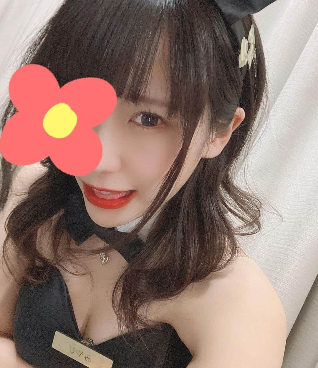 みやびのインスタグラム：「今日から3連勤！ お兄さんたち会いに来てください🐰🌈 お待ちしております🐰🐰🐰  #ポケパラ #バニーガール #岐阜 #玉宮 #ガールズバー」