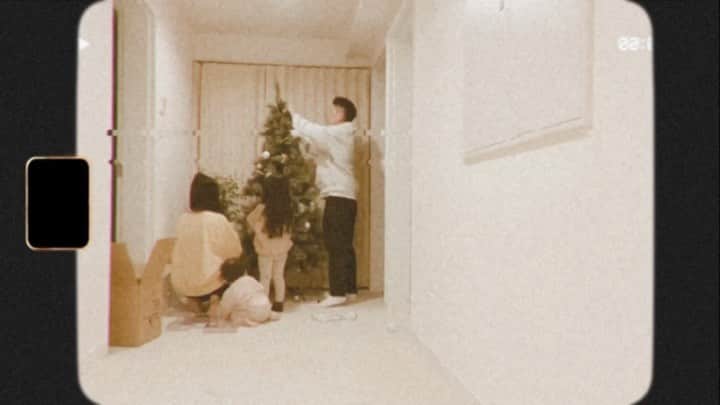 近藤千尋のインスタグラム：「ハロウィンが終わったら もうクリスマス🎄の準備🎅 気が早い太田家です🎁❤️ まだ途中なので完成したら載せます💓笑 #1番好きな季節 #クリスマス」
