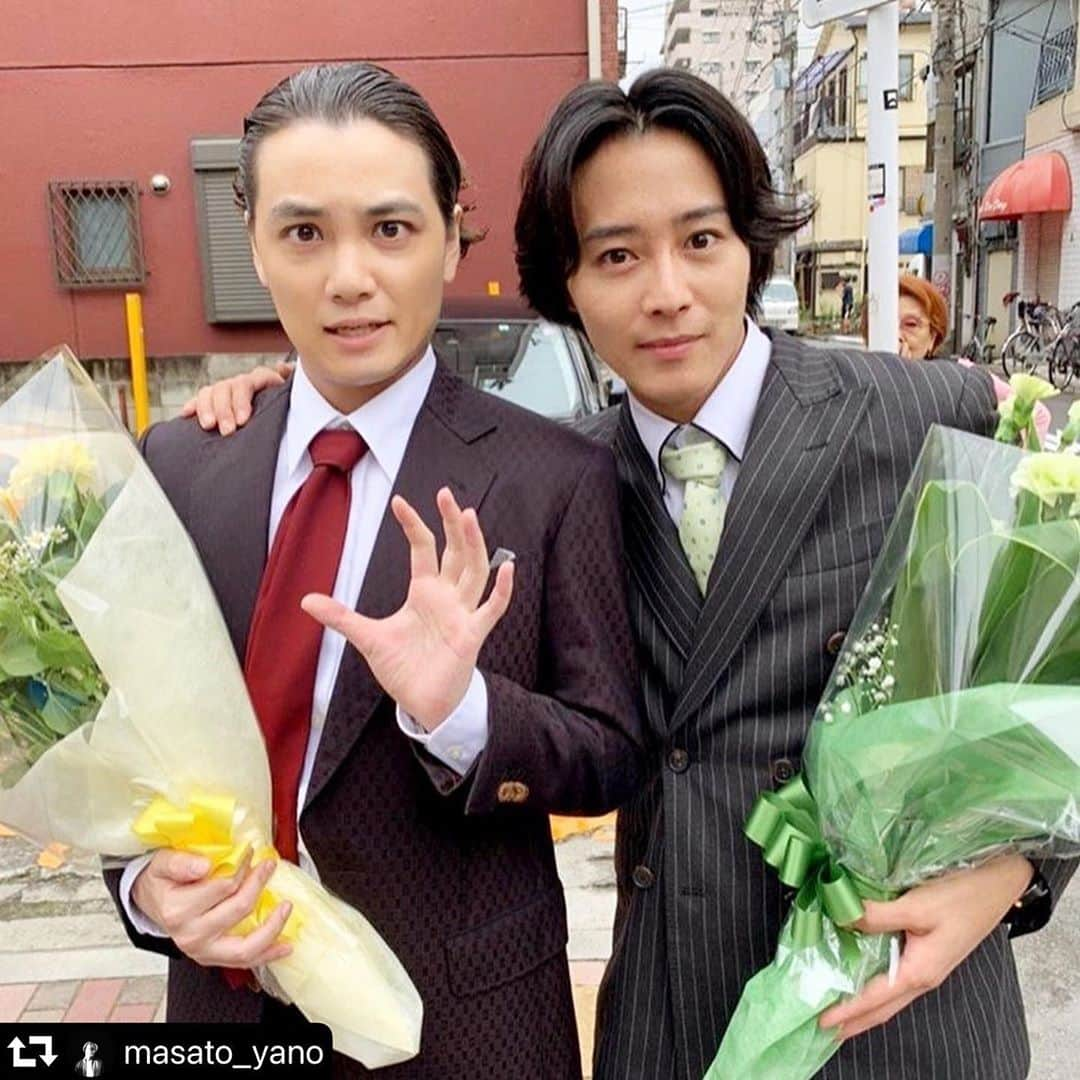 俺たちはあぶなくない（俺あぶ）ドラマ公式のインスタグラム：「#repost @masato_yano ・・・ 今夜最終回！！ mbsドラマ特区「俺たちはあぶなくない」 月賀、伊喜利暴れます！！！ 是非ご覧下さい！！  #俺あぶ #俺たちはあぶなくない #mbs #最終回 #月賀梨男 #伊喜利辰巳 #矢野聖人 #猪野広樹 くん」