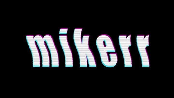mikerr（ミカ）のインスタグラム：「ロゴの動き方がカッコいいでしょ お気に入り。 #mikerr」
