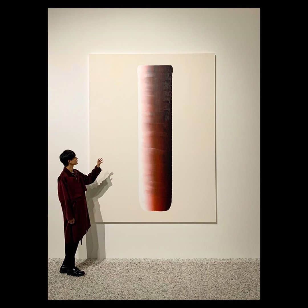 糠信泰州さんのインスタグラム写真 - (糠信泰州Instagram)「好きな色はワインレッド  すごい落ち着く  みなさんの好きな色は？」11月5日 19時48分 - taishunited