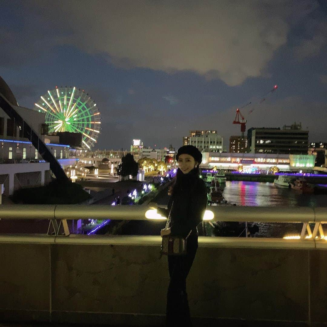 野島樺乃さんのインスタグラム写真 - (野島樺乃Instagram)「🌃 . . . 冬の夜は寒いけど街が綺麗だからすき。 . . . #名古屋港水族館 #名古屋 #栄 #愛知 #夜景 #イルミネーション #冬 #私服 #コーデ #冬服 #お洒落 #dailylook #fashion #ootd #fff #like #nagoya #🤍」11月5日 19時51分 - nojimakano_0906