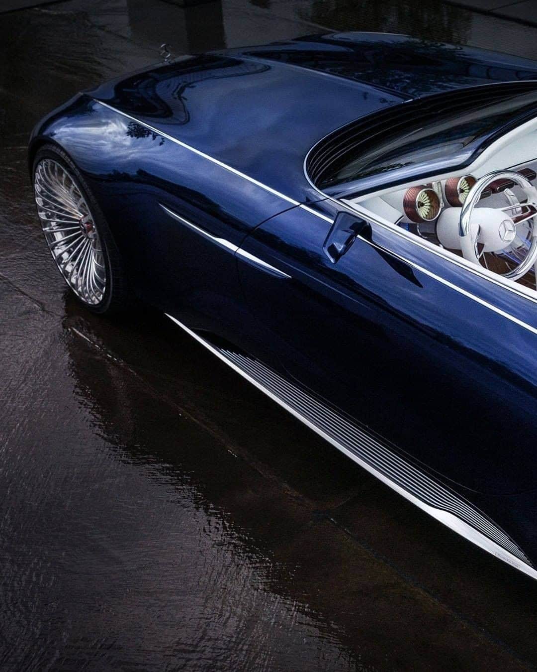 メルセデス・ベンツさんのインスタグラム写真 - (メルセデス・ベンツInstagram)「With its outstanding interior and exterior design truly a luxurious masterpiece – our Vision Mercedes-Maybach 6 Cabriolet 💙#MercedesBenz #MBDesign #VisionMercedesMaybach6 #newluxury    via @gorden.wagener  📷 by @fredericseemann」11月5日 20時00分 - mercedesbenz