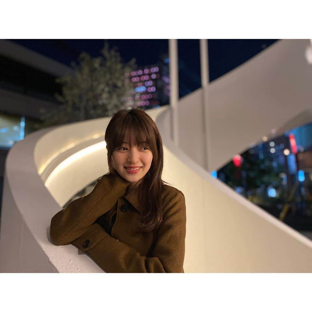 逢沢りなさんのインスタグラム写真 - (逢沢りなInstagram)「ご飯の帰りに友達が撮ってくれましたっ🌃」11月5日 20時07分 - aizawarina0728