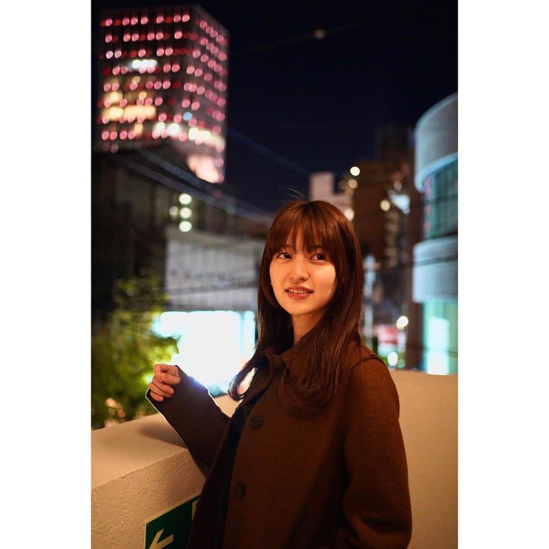 逢沢りなさんのインスタグラム写真 - (逢沢りなInstagram)「ご飯の帰りに友達が撮ってくれましたっ🌃」11月5日 20時07分 - aizawarina0728