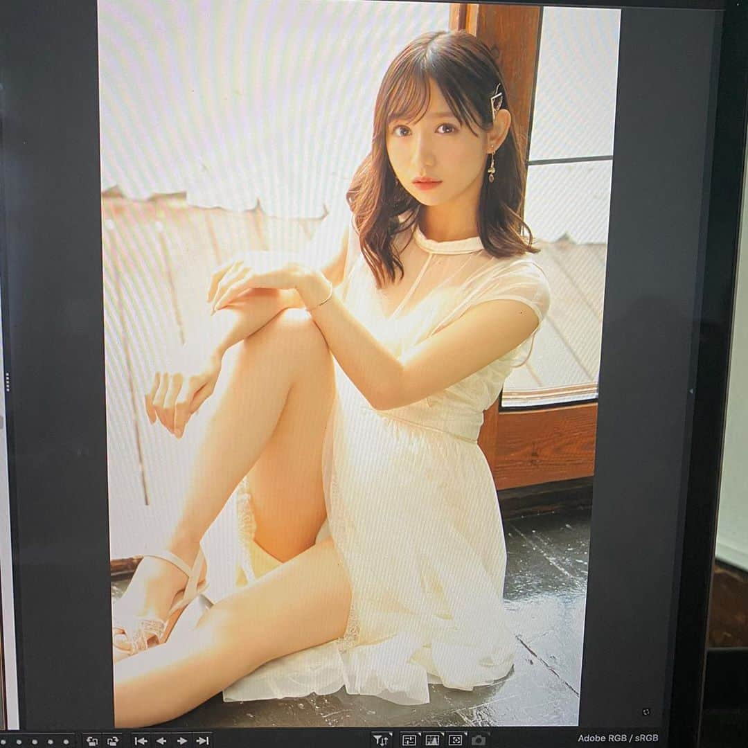 星奈あいさんのインスタグラム写真 - (星奈あいInstagram)「復帰作DVDのパッケージ写真、 こっちも綺麗に撮れてたけど やっぱり採用になったほうのやつが えっちくていいですね❣️  #星奈あい#プレミアム#専属#新作#DVD#よろしくです#オフショット#セクシー#女優」11月5日 20時33分 - hoshina_r18