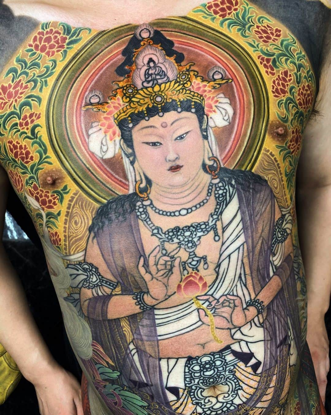 SHIGEさんのインスタグラム写真 - (SHIGEInstagram)「In progress, Kannon Bosatsu,,  Getting closer,, Thank you @ryu_tianjin and, We will attend @king_of_tattoo2020 in few weeks,, See you there!  #shige #shigetattoo #shigeyellowblaze #yellowblazetattoo #黄炎 #正観音菩薩 #観音 #日本刺青 #仏 #japanesetattoo #japaneseart #kannonbosatsu #kannon @bishoprotary #bishoprotary @inkeeze #inkeeze #dipcaps #bishopfamily #fusionink #fusioninkproteam」11月5日 20時43分 - shige_yellowblaze