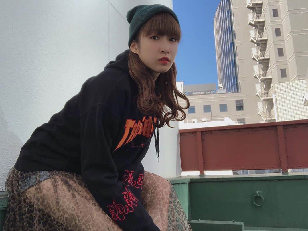 のインスタグラム：「今年初ニット帽🔥⚫️ #thrasher #jouetie #chaosundergroundzealot #chu_z #autumn #japanese」