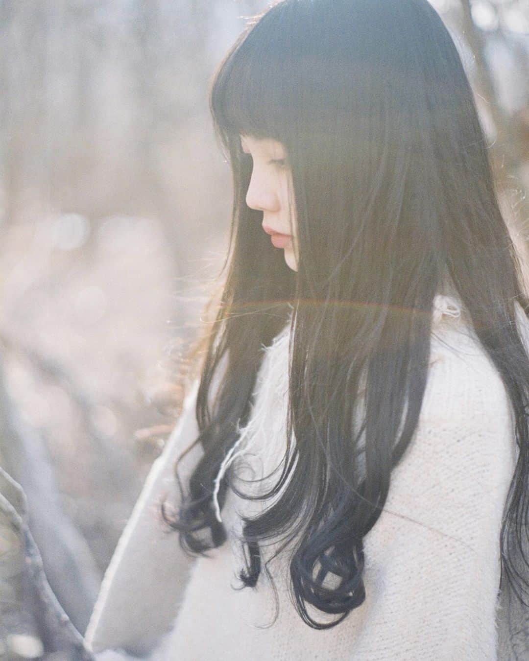 haru wagnusのインスタグラム：「White lights in Nikko ㅤㅤㅤㅤㅤㅤㅤㅤㅤㅤㅤㅤㅤ いろいろと自分の時間を過ごすためにも旅にでようかと思っています。今夜からは福島県の五色沼に出発します。 ㅤㅤㅤㅤㅤㅤㅤㅤㅤㅤㅤㅤㅤ ㅤㅤㅤㅤㅤㅤㅤㅤㅤㅤㅤㅤㅤ #LeicaM3 #nikko #中禅寺湖」