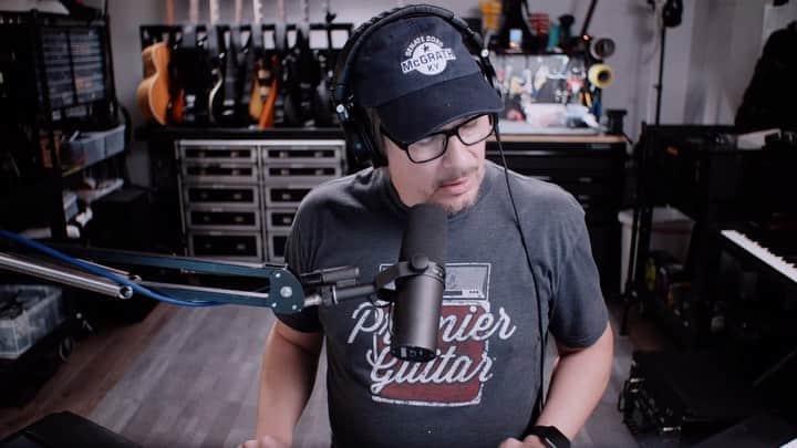 Jimmy Eat Worldのインスタグラム：「On episode 18, @andrewsken virtually drops by for a great chat!」