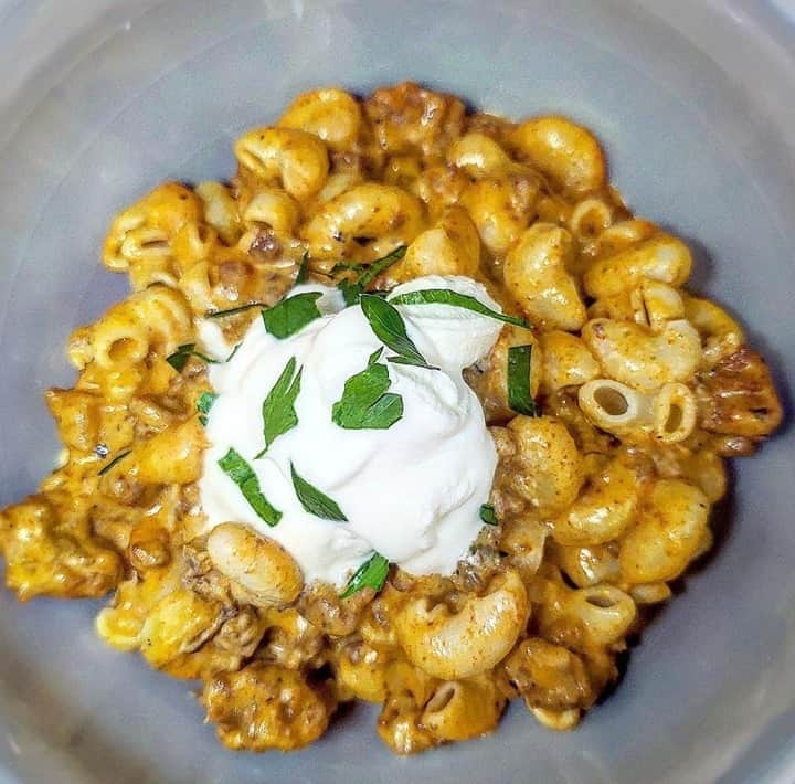Flavorgod Seasoningsさんのインスタグラム写真 - (Flavorgod SeasoningsInstagram)「Pizza "Hamburger Helper" by @lowcarb_eats_and_sf_treats using @flavorgod pizza and ketchup seasoning!⁠ -⁠ KETO friendly flavors available here ⬇️⁠ Click link in the bio -> @flavorgod⁠ www.flavorgod.com⁠ -⁠ low carb and keto style thanks to @ketostrongkira recipe that I followed and added a few touches. This tastes amazing, and it is a lot of dairy. A special treat for me since I normally watch my dairy.⁠ ..⁠ @ketostrongkira has a highlight showing all the steps to make this. The only difference is I did add 1 slice of American cheese in addition to her steps. My spices were salt, pepper and @flavorgod pizza and ketchup seasoning. I used @greatlowcarb elbow noodles.⁠ -⁠ Flavor God Seasonings are:⁠ ✅ZERO CALORIES PER SERVING⁠ ✅MADE FRESH⁠ ✅MADE LOCALLY IN US⁠ ✅FREE GIFTS AT CHECKOUT⁠ ✅GLUTEN FREE⁠ ✅#PALEO & #KETO FRIENDLY⁠ -⁠ #food #foodie #flavorgod #seasonings #glutenfree #mealprep #seasonings #breakfast #lunch #dinner #yummy #delicious #foodporn」11月5日 22時01分 - flavorgod