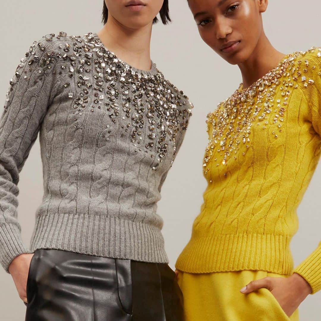 のインスタグラム：「Add a sleek touch to your looks with the cashmere jumpers detailed with a cascade of ombré crystals.   Discover more via link in bio  . . . #ErmannoScervino #FW2021#Crystals #Knitwear」