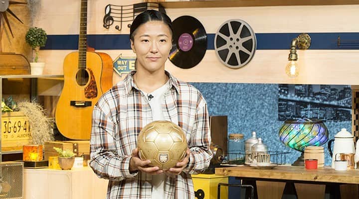 大儀見優季のインスタグラム：「【出演情報】FOOT×BRAIN 11月7日(土)24:20〜 色んな話をさせて頂きました。 お見逃しなく‼︎  #テレビ東京 #フットブレイン #SMAP #BruisedBrokenBand #はやぶさイレブン #hayabusaeleven #NWSL」