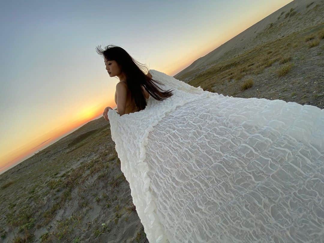 新野彩乃のインスタグラム：「🍃🍃🍃🍃🍃🍃🍃🍃 . . #dancer #dance #voguer #vogue #voguedance #model #backdancer #photography #photo #photograph #portraitphotography #cameragirl #camera #instagood #instalike #beautiful #beauty #asianbeauty #asiangirls #japanese #japanesegirl #japanesewoman #HIKARIfamily #被写体モデル」