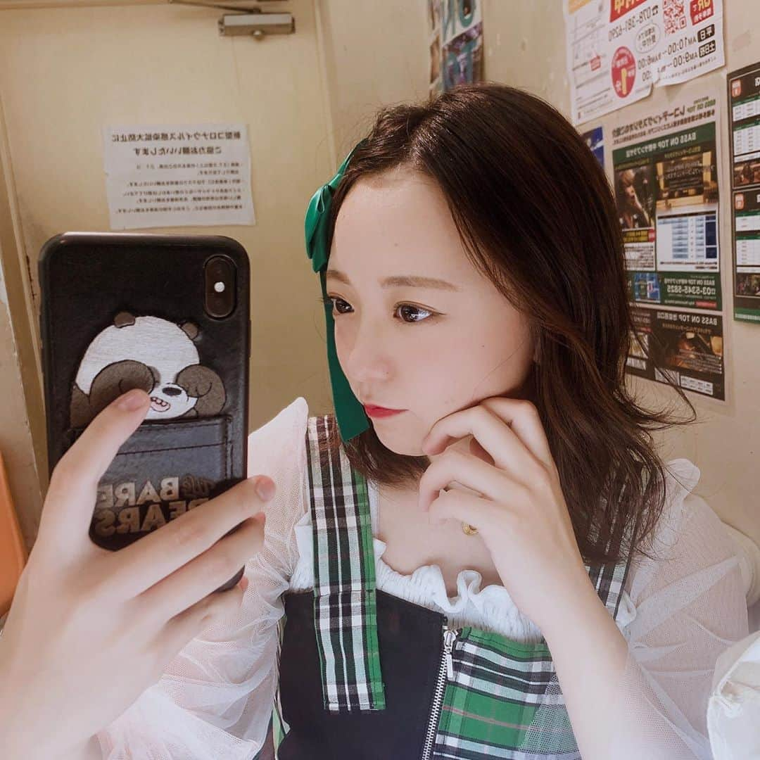 東城希亜さんのインスタグラム写真 - (東城希亜Instagram)「、 、 、 あげる写真が全然ない😤😤 、 、 #横顔 #横顔美人 #で #あってほしい #切実な願い #カメラ越しの私の世界 #鏡越し #前髪 #前髪アレンジ #デコだし #ヘアスタイル #idol #actress #アイドル #緑担当 #推し #ljk #jk3 #followｍe #likeforlikes #いいね返し #いいね返します #いいねした人で気になった人フォロー #instagood #instalike #instagram #like4likes #likelike #きゅんです #え」11月5日 23時43分 - ichi_noa