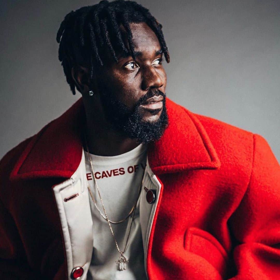 パペ・スアレのインスタグラム：「Believe On What You See... 🙏🏿」